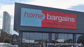 Home Bargains' £10 'galaxy glow' gadget creates 'magical atmosphere' in any room