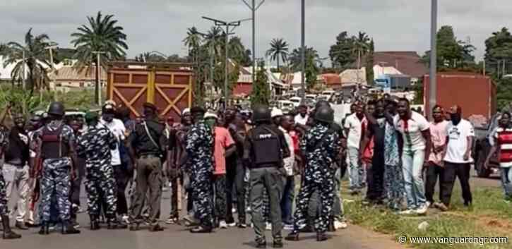 Suspected thugs block Peter Obi’s convoy in Benue
