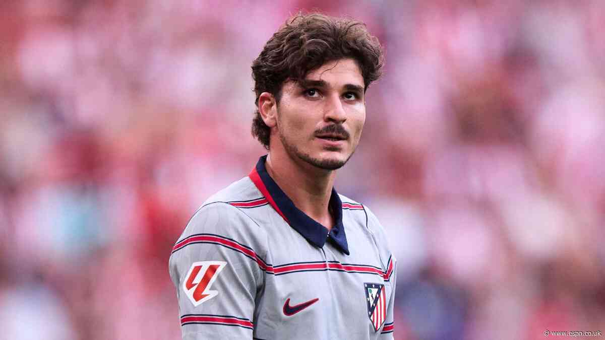 Martínez: Álvarez transfer situation 'isn't easy'