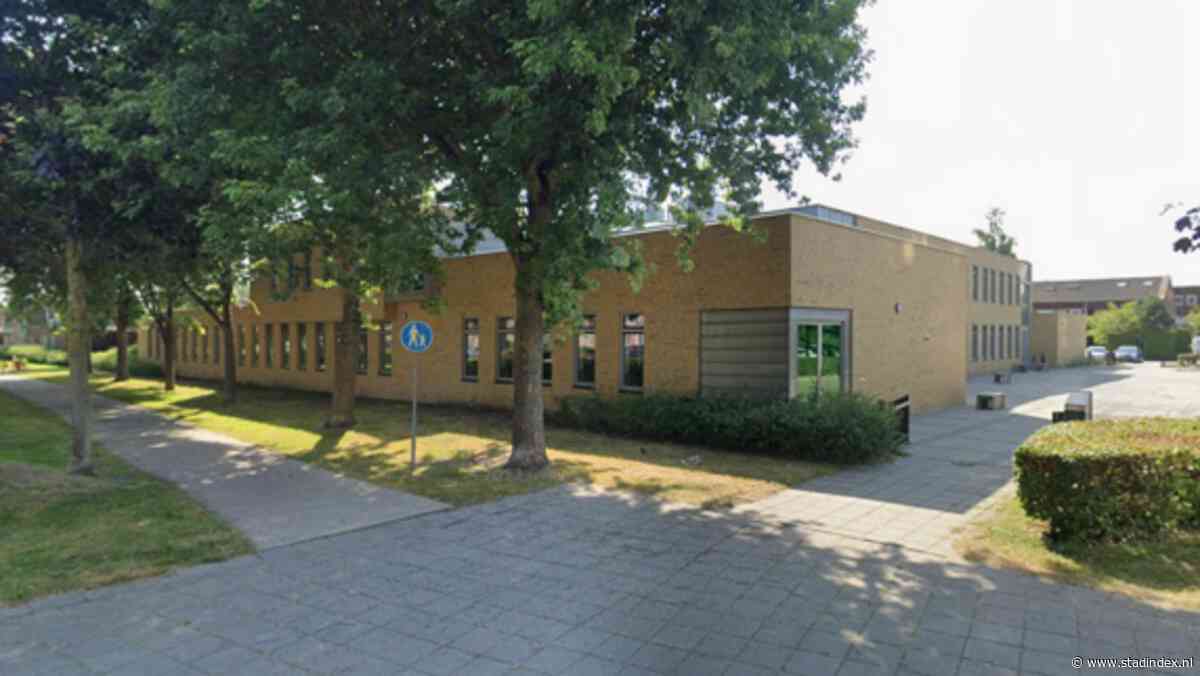 Nautilus College in Almere Stad tijdelijk gesloten om ’onveilige risicovolle situatie’