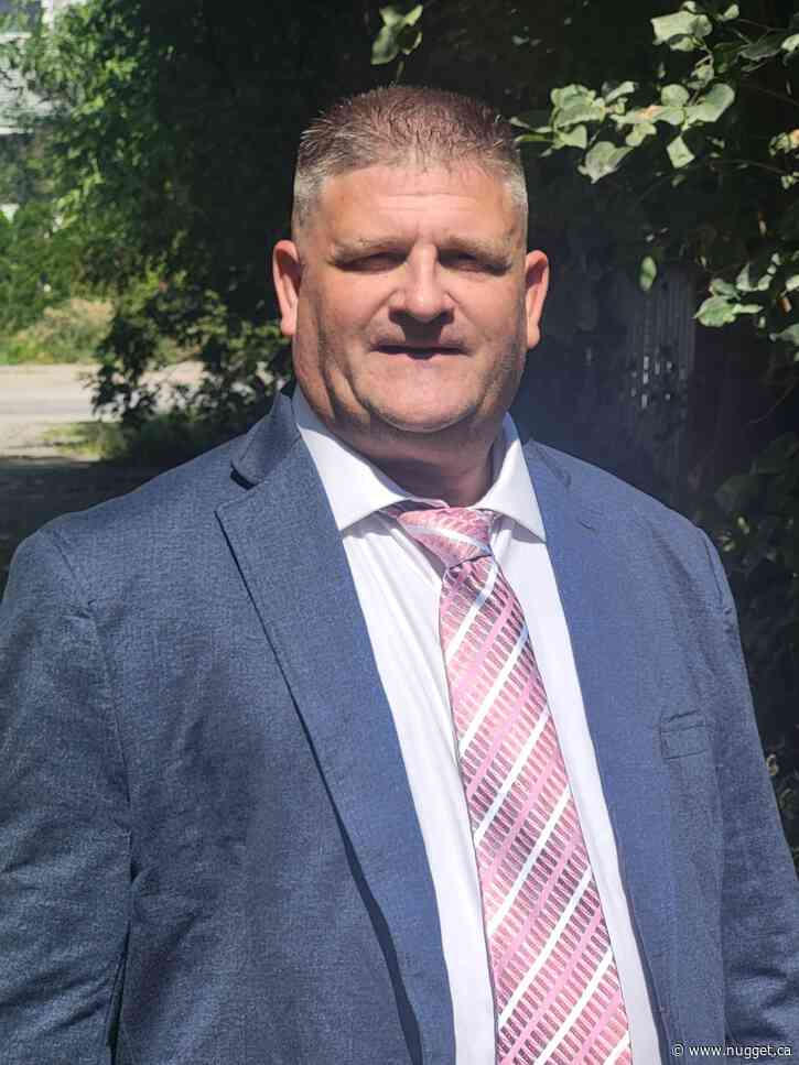 'Crazy house guy' brings controversial platform to North Bay mayoral race