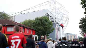 Utd fans to protest amid season ticket 'fiasco'