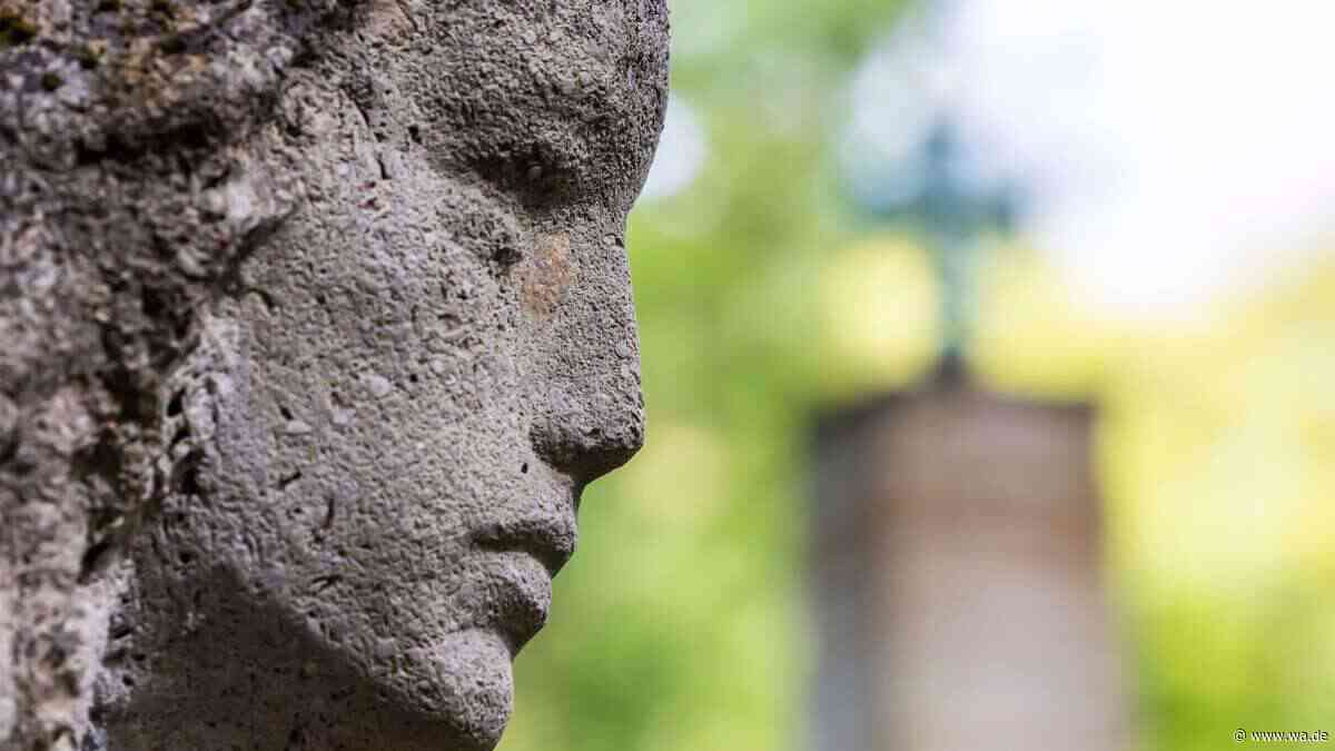 Totgeglaubte kehrt zurück: Inderin taucht 27 Monate nach ihrer Einäscherung wieder auf