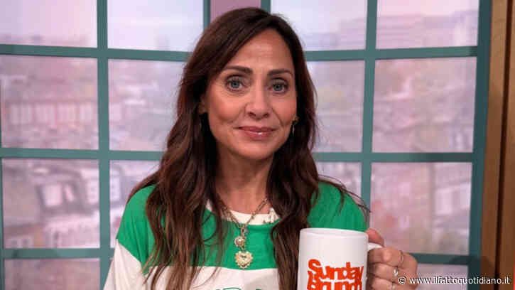 “La perimenopausa non riguarda soltanto gli ormoni. Riguarda anche la mente. Non ho mai sbattuto così tante volte contro gli stipiti delle porte. Sono diventata nervosa, strana”: così Natalie Imbruglia