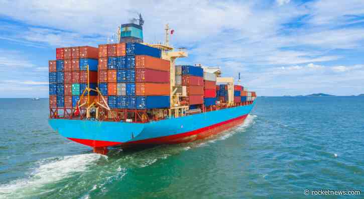 Zim Integrated Shipping Shares Rise as Hapag-Lloyd Revises Takeover Proposal