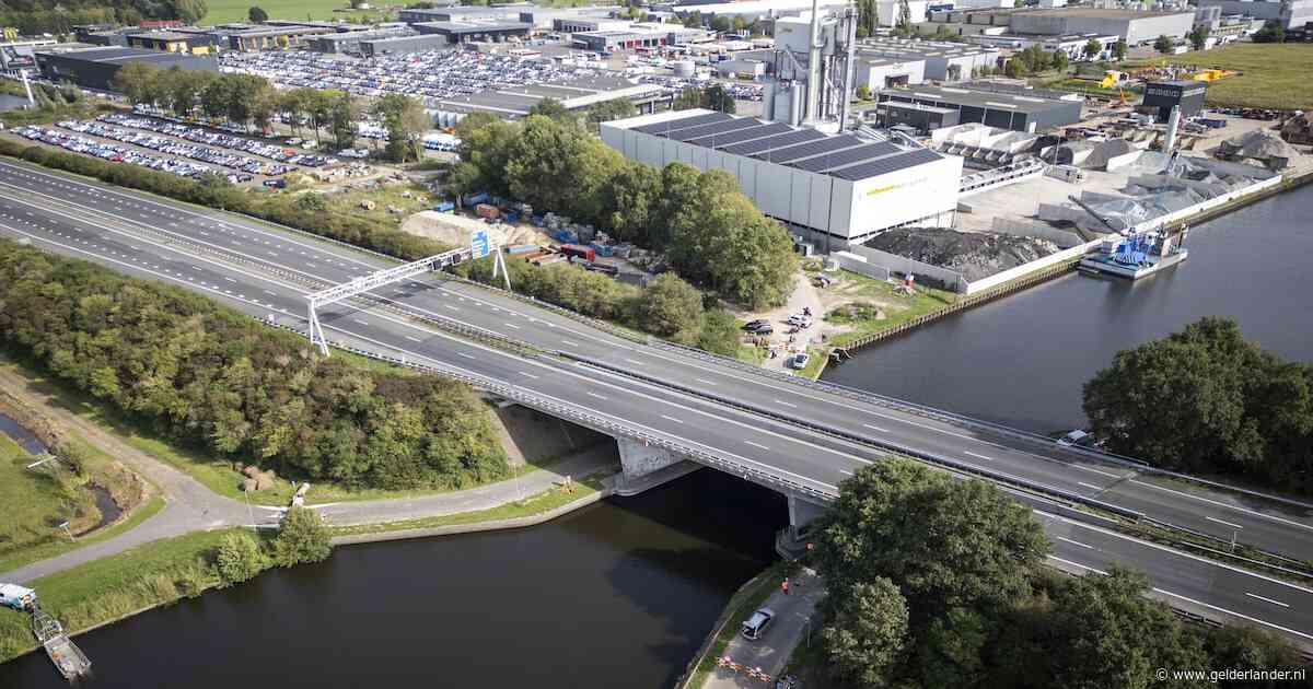 Hardenbergerbrug (A28) bij Nijkerk blijft zeker nog tot en met morgen dicht