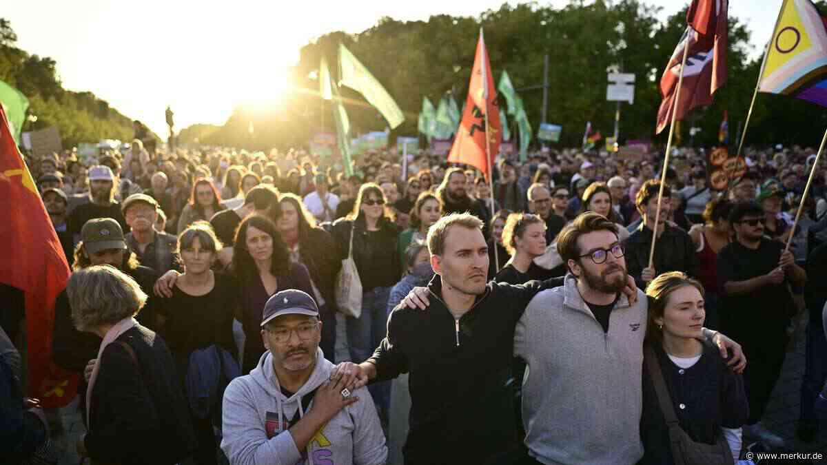Linke wollen das Rote Rathaus erobern – Bilder zur Berlin-Wahl 2026