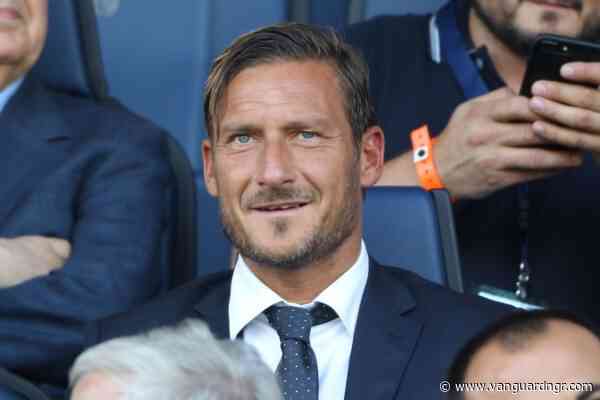 Totti turns down Italy, Roma to join basketball club