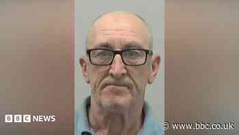Fake bomb maker wanted 'invaders to go boom'