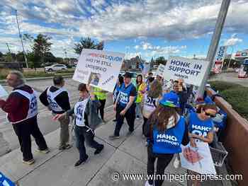 Dynacare workers on strike across Manitoba over wage dispute