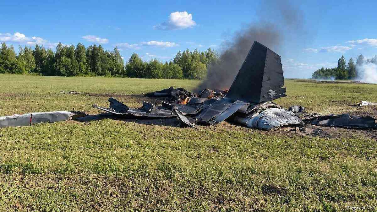 Weiterer Jet auf Krim zerstört?: Russland soll zwei Top-Kampfflugzeuge bei Kollision verloren haben