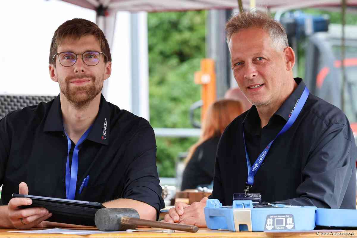 Treuener Firma Schmidt feiert 100 Jahre: Der Macher hinter 85 Arbeitsplätzen im Vogtland