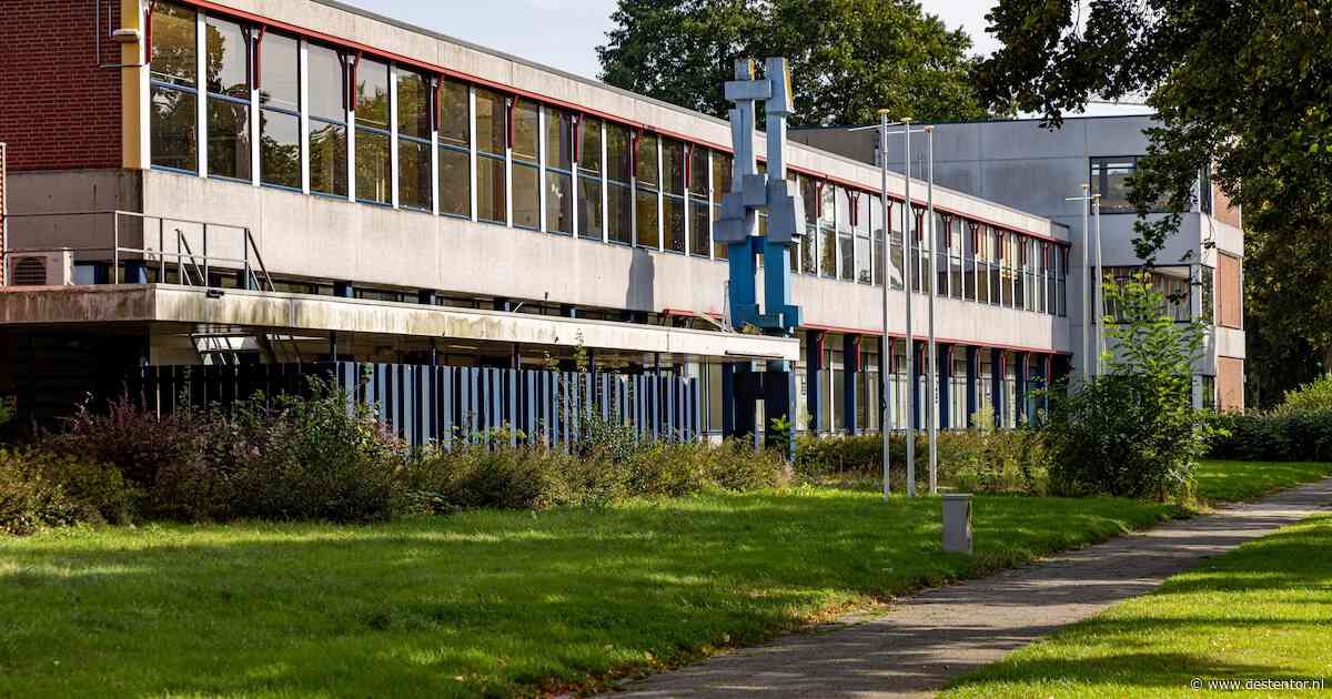 Slopen is goedkoper, toch wil Zwolle dit oude schoolgebouw laten staan