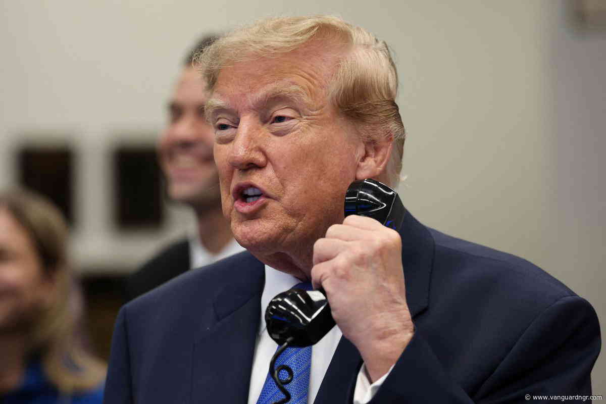 US slaps sanctions on Iran airlines, service providers