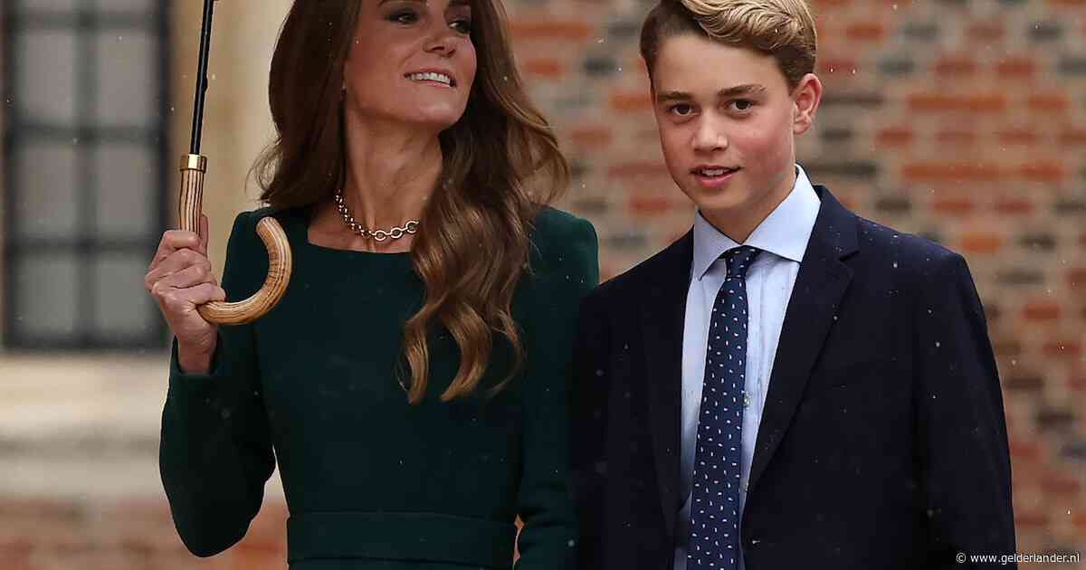 Prins George (13) beleeft eerste schooldag op prestigieus Eton College, vergezeld door ouders