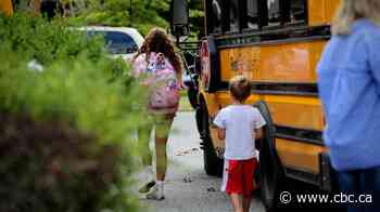 Parents should watch for signs of anxiety as new school year starts, Fraser Health says