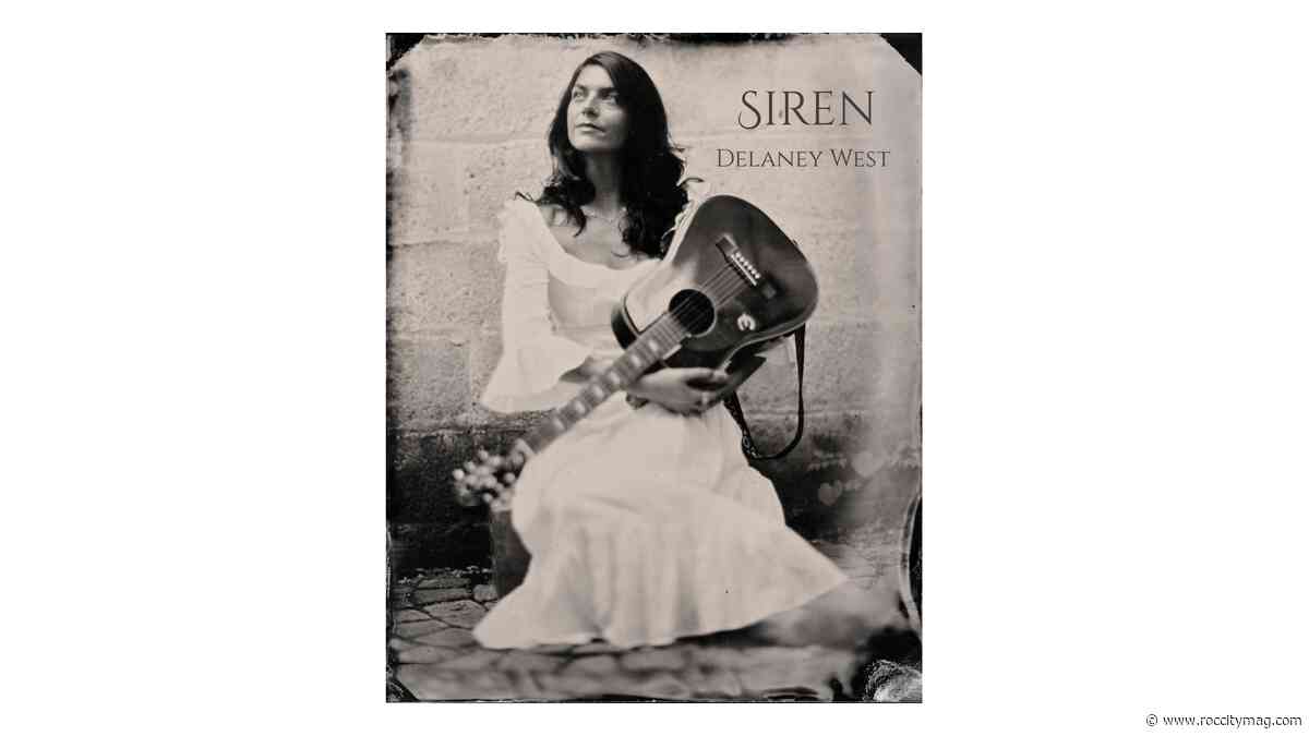 REVIEW | ‘Siren’ by Delaney West