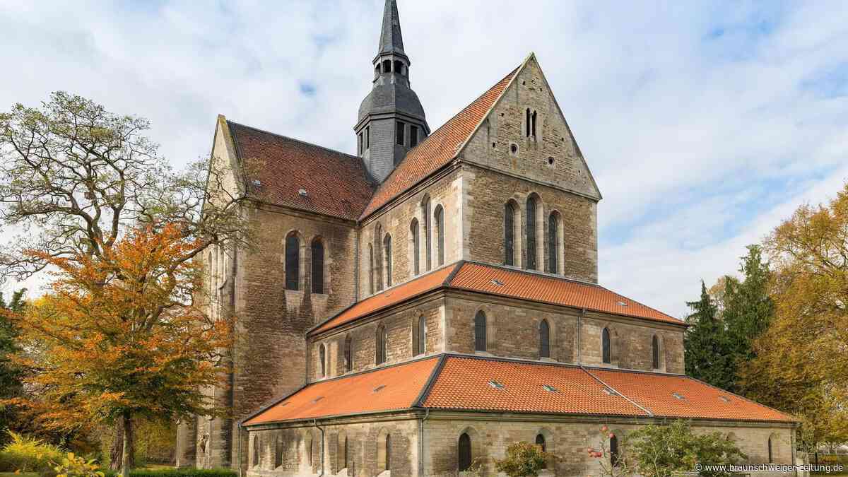 Braunschweig: Wer will der Klosterkirche Riddagshausen aufs Dach steigen?