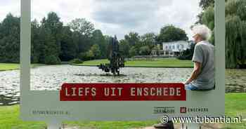 Liefs uit Enschede: op de foto in het Volkspark