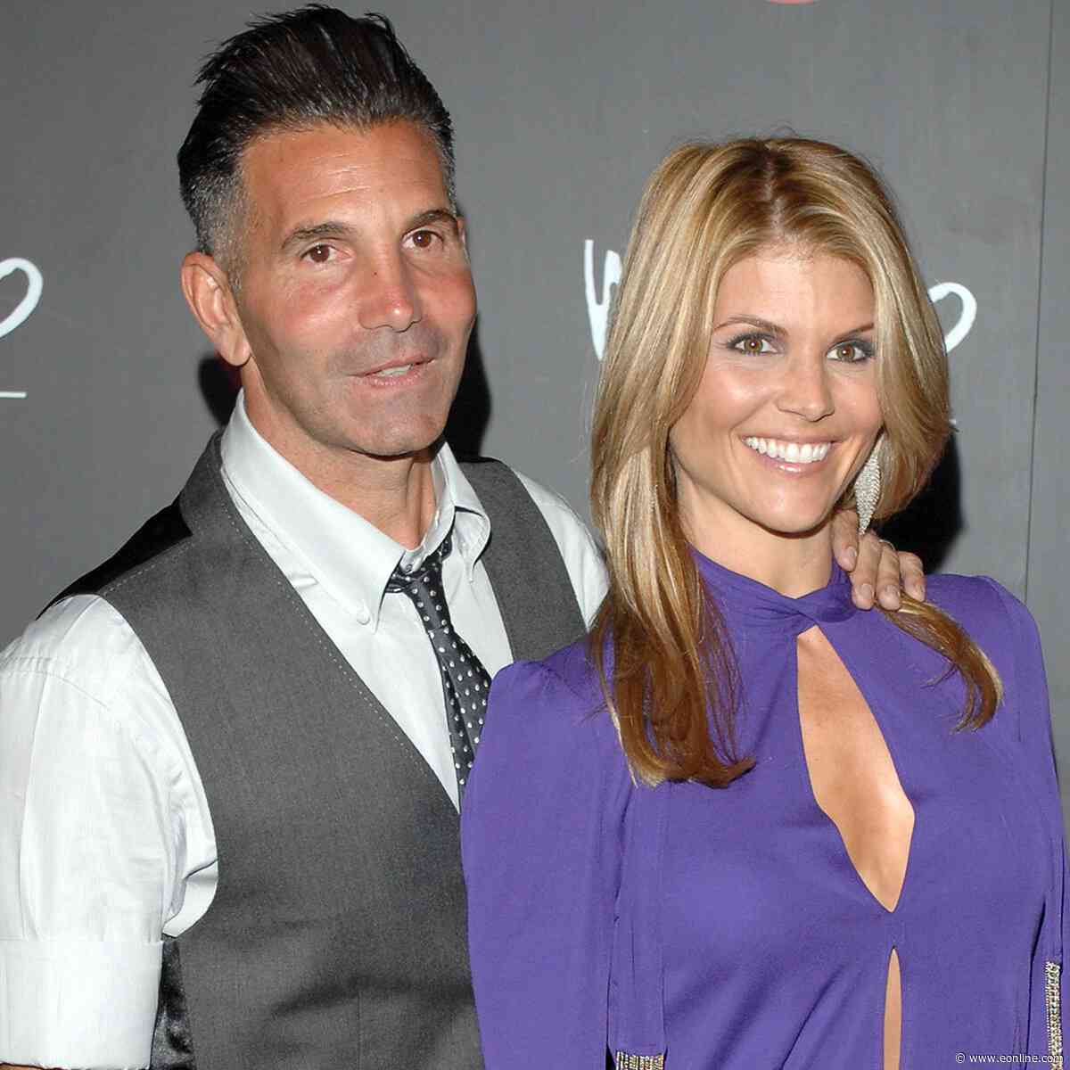Lori Loughlin Officially Files for Divorce From Mossimo Giannulli