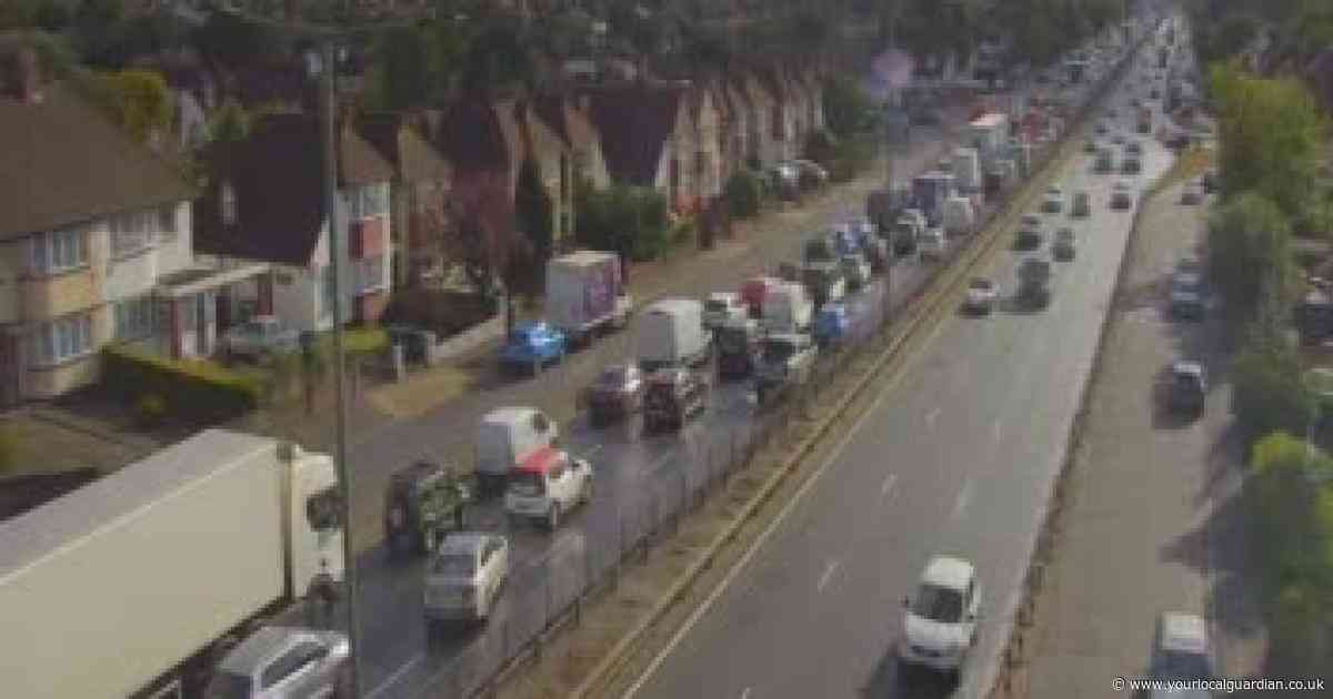 RECAP as major crash causes traffic chaos across south west London