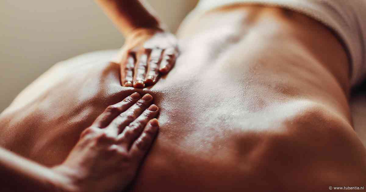 Erotische masseuse (43) verdacht van oplichten oudere man uit Oldenzaal: ‘Ik trek hem leeg en houd hem aan het lijntje’