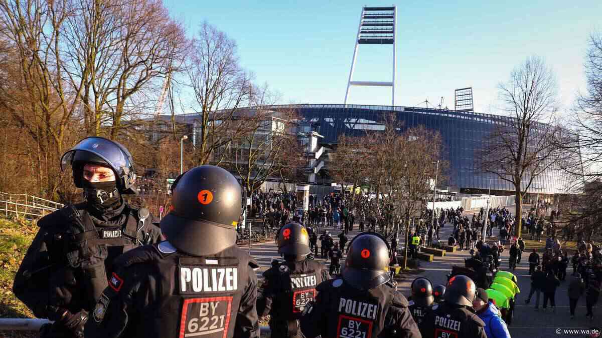 Millionen-Summe: Landesrechnungshof nennt Kosten für Polizei beim Fußball in NRW