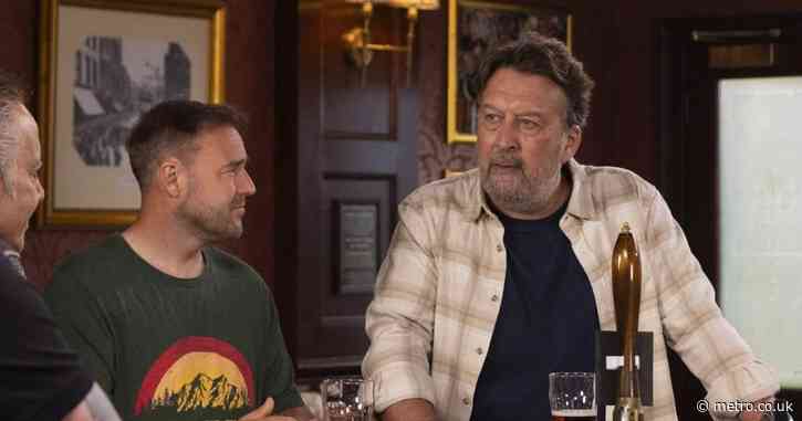 Tyrone turns on Ross in Coronation Street as he makes vile comments about abuse