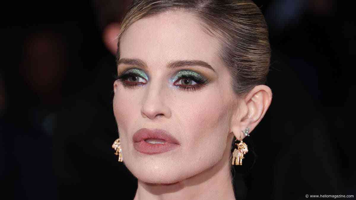 Kelly Osbourne makes red carpet return after addressing 'Crpyt Keeper' weight loss: 'This is scary'