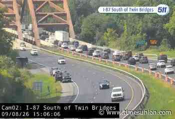 Lanes reopen, traffic eases on Northway after crash at Twin Bridges
