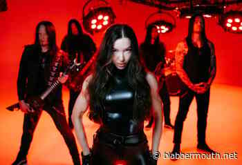 ARCH ENEMY's DANIEL ERLANDSSON On New Singer LAUREN HART: 'From The First Show, The Fans Really Embraced Her And Liked Her'