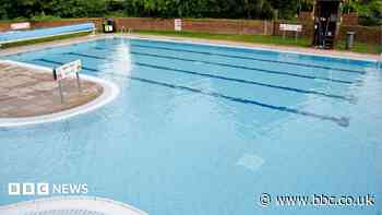 Popular outdoor pool to remain open year round