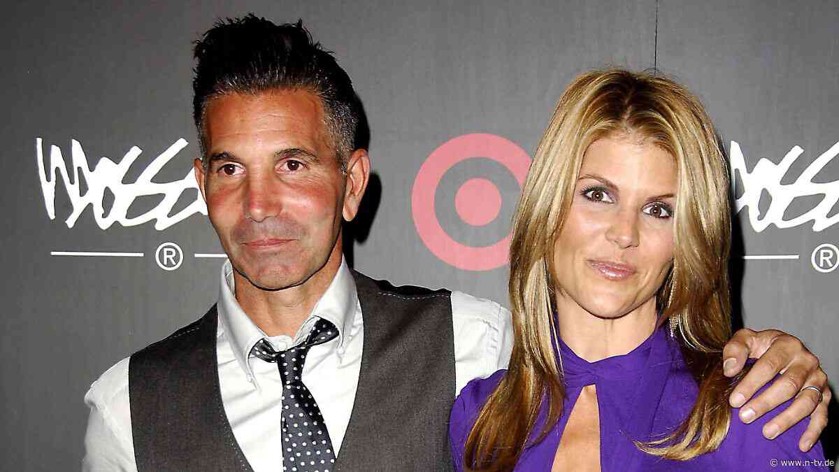 Nach knapp 30 Jahren Ehe: Lori Loughlin reicht Scheidung von Mossimo Giannulli ein