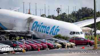 Five killed in Miami plane crash were in two vehicles on ground, investigators say