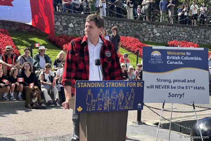 Eby planting new signs at B.C. border to welcome Americans during trade war