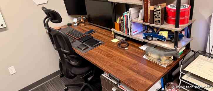 Vernal Core3 review: A rock-solid standing desk for triple-monitor setups