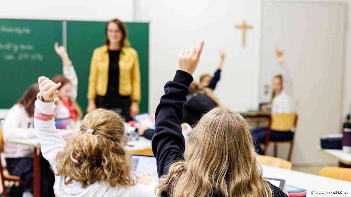 „Bildungspolitischer Kahlschlag“: So viele Lehrerstellen fallen an Gymnasien weg