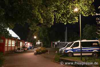 Eispiraten Crimmitschau: Doppelt so viele Polizeibeamte als Gästefans im Stadion