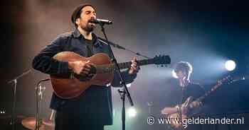 Zanger Dotan verwelkomt dochter