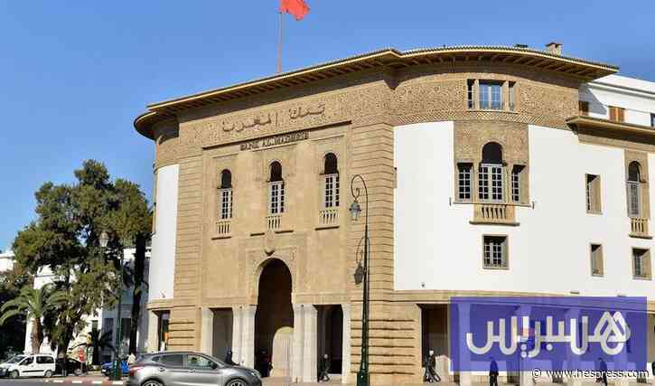 أسعار الفائدة تضغط على البنوك .. والقروض والودائع تواصل الصعود