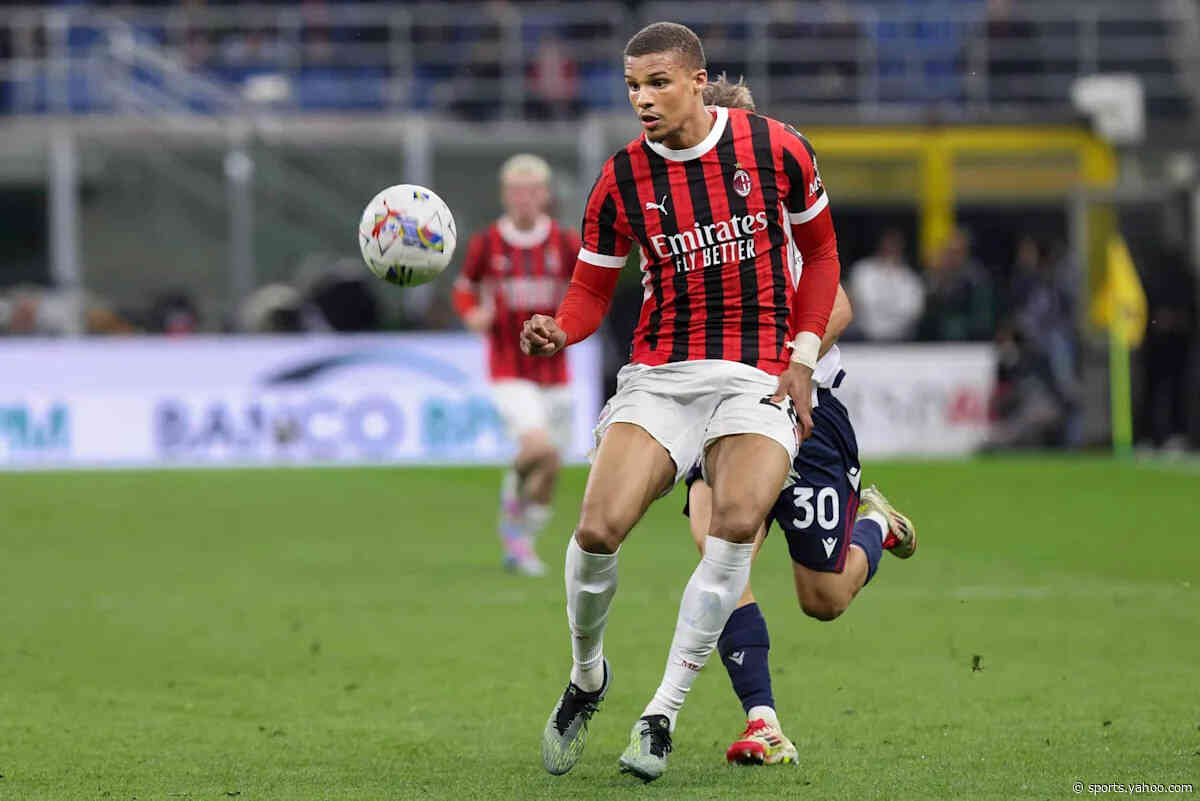 Liverpool and Manchester United monitoring Premier League defender