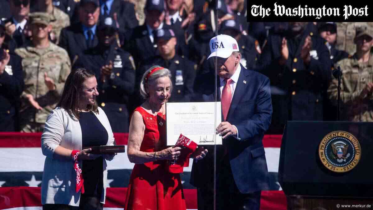 Ehrung für echten Helden, Bühne für sich selbst: Trump und seine Ground-Zero-Geschichte