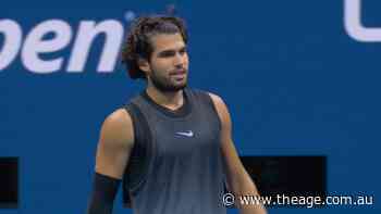 American star stuns defending champion Alcaraz
