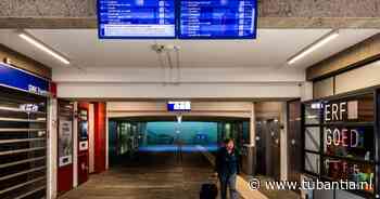 Spookstation Hengelo: Alle seinen staan op rood door staking openbaar vervoer
