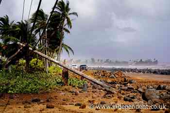 Hawaii’s western islands hit by fierce winds from Hurricane Lowell as thousands lose power