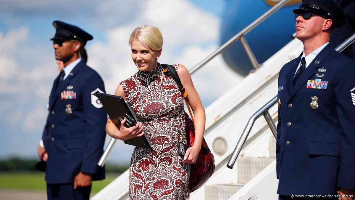 Trump schenkte seiner Assistentin Natalie Harp 45.000 Dollar