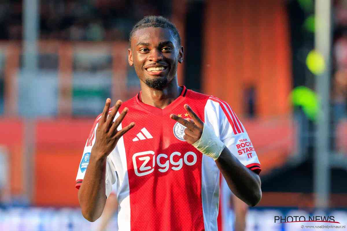 Ajax-toptalent maakt werk van opvallende interlandkeuze en duikt op bij ambassade