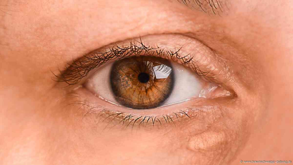 Anzeichen im Gesicht: Dieses Merkmal warnt vor Herzinfarkt oder Schlaganfall