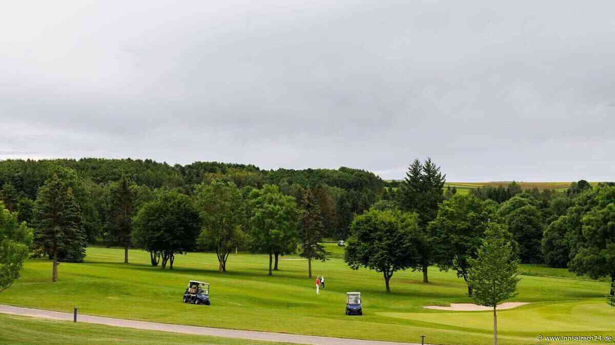 Golfplatz als Offroad-Piste: Unbekannter verwüstet Rasen in Piesing
