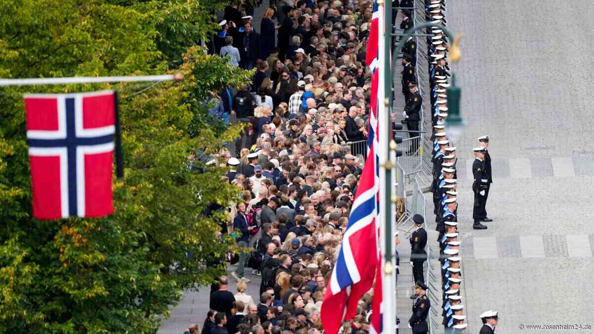 Staatsbegräbnis von König Harald: Europas royale Prominenz begleitet andächtige Prozession